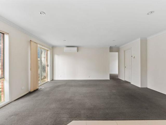 Townhouse for rent in Camerons Creek, Victoria