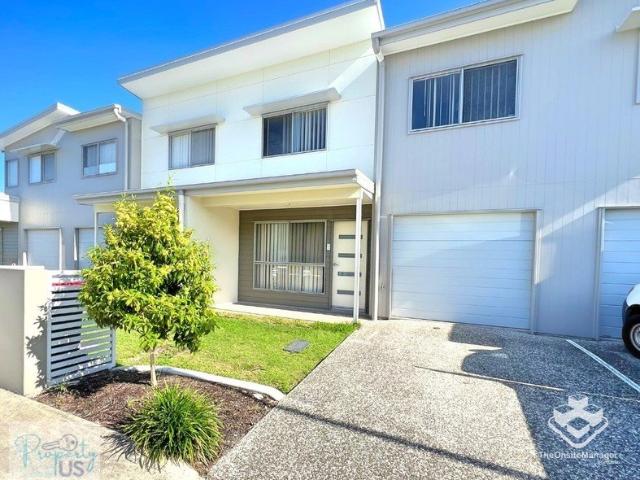 Townhouse for rent in Kings Creek, Queensland