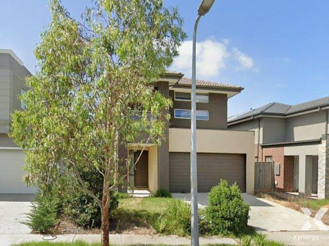 Townhouse for rent in Life, Melbourne
