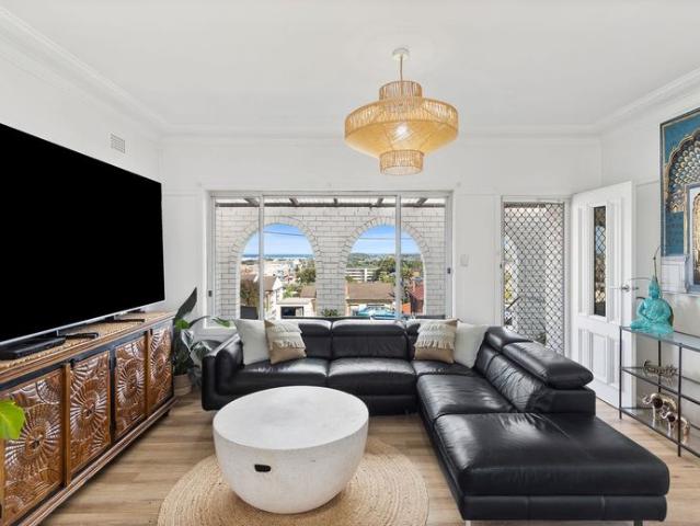 House for rent in Wollongong West, New South Wales