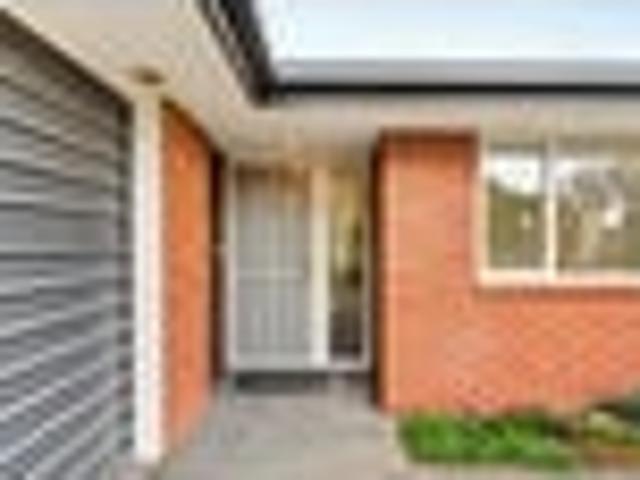 House for sale in Charing Cross, Canterbury