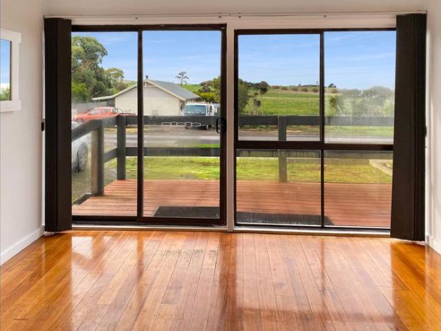 House for rent in Dalyston, Victoria