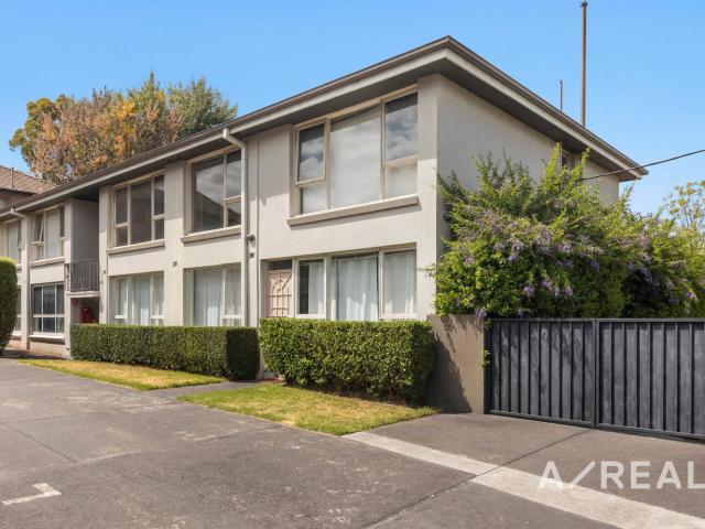 Apartment for rent in Malvern East, Melbourne