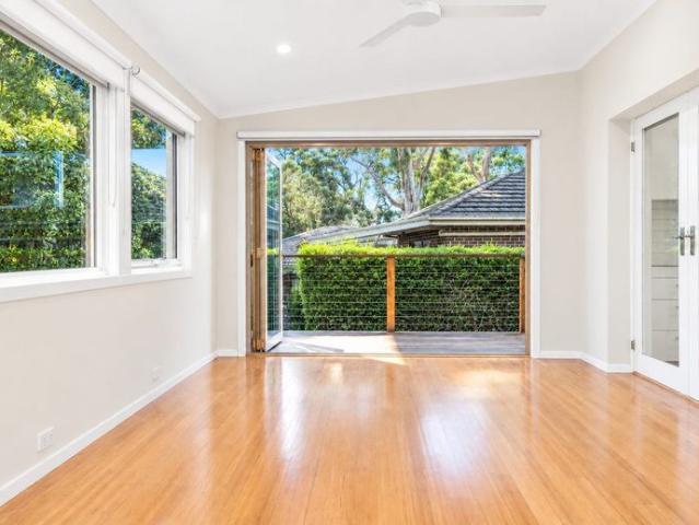 Townhouse for rent in Greensborough, Melbourne