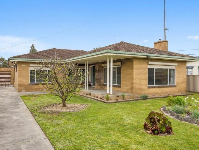 House for sale in Colac, Victoria