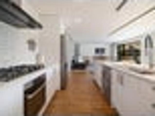 House for sale in Otakou