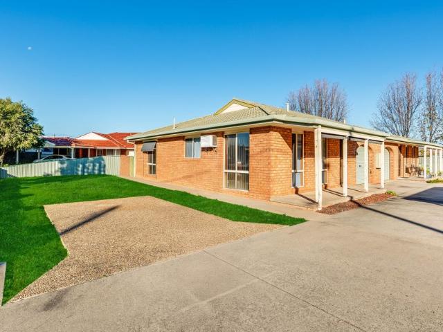 Townhouse for rent in Albury, New South Wales