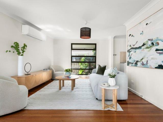 Townhouse for sale in Preston, Melbourne