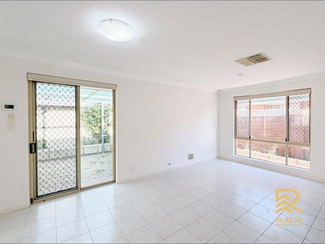 Apartment for rent in Queens Park, Western Australia