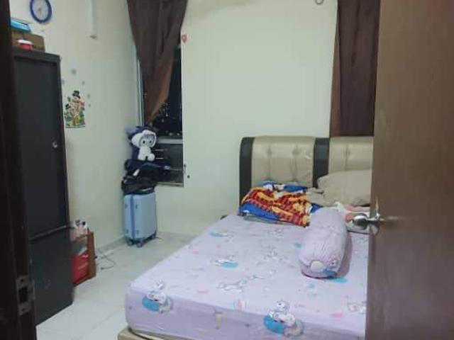 Room for rent in Rumah Pangsa Serantau Baru, Johor Bahru