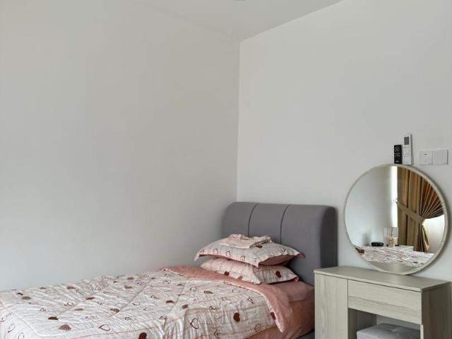 Room for rent in Country Heights Damansara, Kuala Lumpur