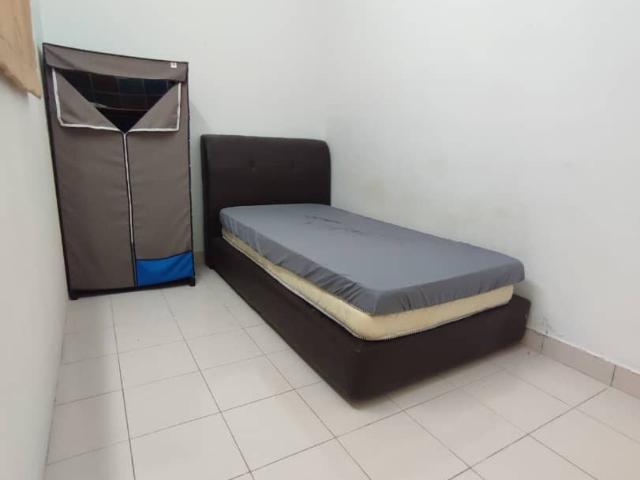 Room for rent in Petaling, Damansara Damai