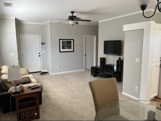 Room for rent in Sacramento, California
