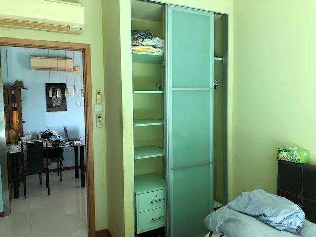 Room for rent in 16 Upper East Coast