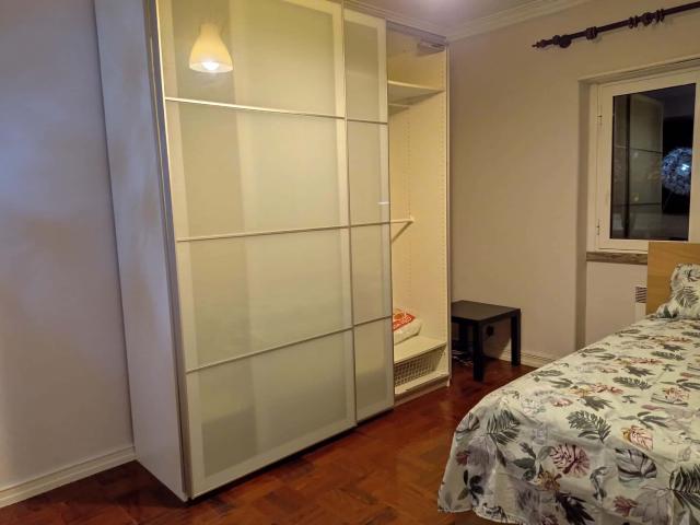 Room alugar em Casal De Cambra, Portela de Cambra