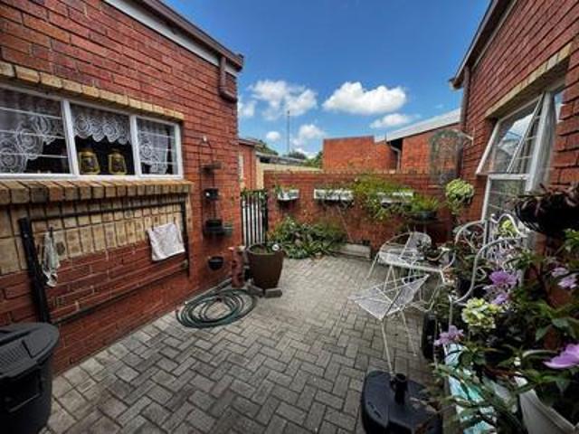 Townhouse for sale in Ekurhuleni, Gauteng