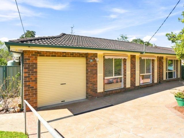 House for sale in Bateau Bay, Central Coast Council