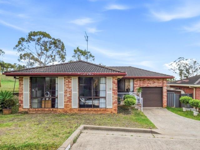 Villa for sale in Ingleburn, Sydney