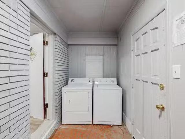 House for rent in Red Oak, Georgia