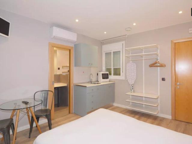 Estudio en alquiler en Eixample, Barcelonès