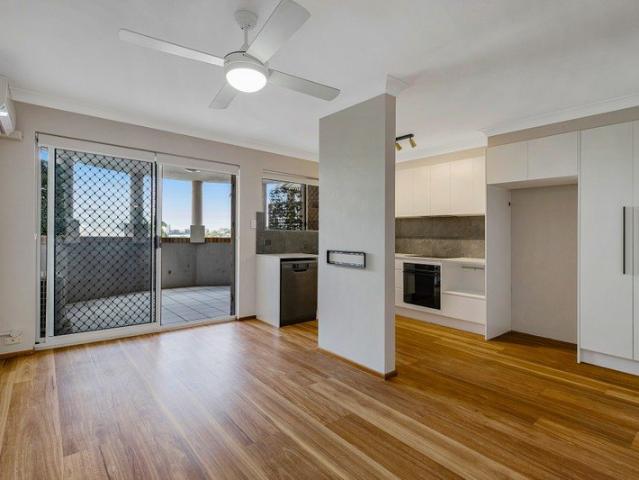 Apartment for rent in Albion, Greater Brisbane
