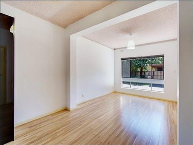Townhouse for rent in Horseshoe Creek, South Australia