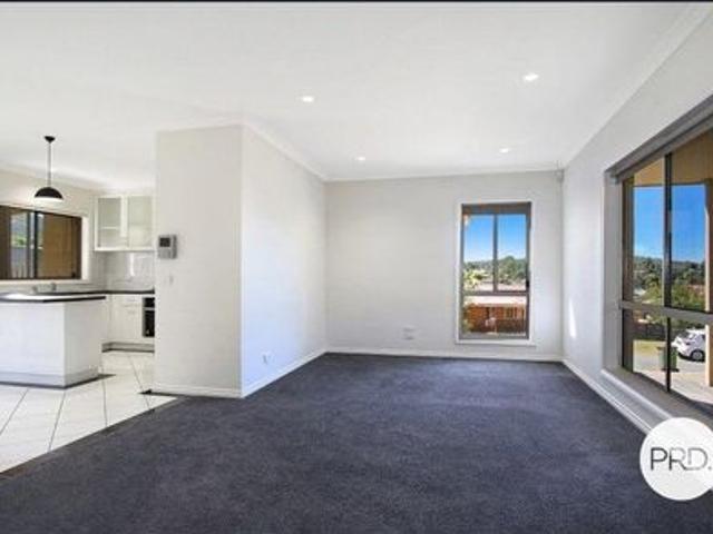House for rent in Pemberton View Retirement Village, Albury
