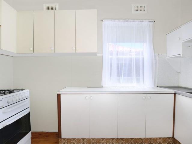 House for rent in Wollongong West, New South Wales
