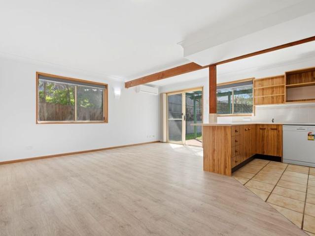Townhouse for rent in Bateau Bay, New South Wales