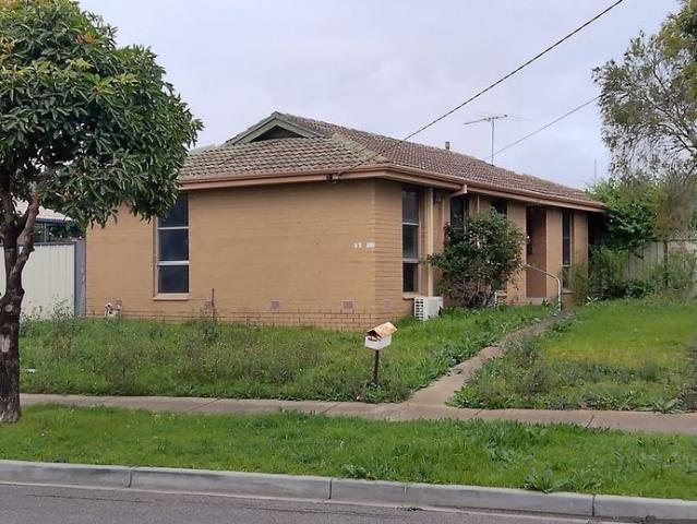 House for rent in Sunshine West, Melbourne