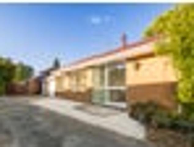Apartment for sale in Bishopdale, Canterbury