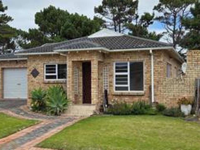 Townhouse for rent in Gqeberha (Port Elizabeth), Nelson Mandela Bay Metropolitan Municipality
