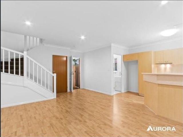 Townhouse for rent in Toombul, Queensland