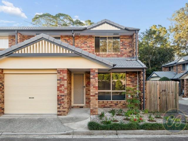 Townhouse for sale in Toombul, Queensland