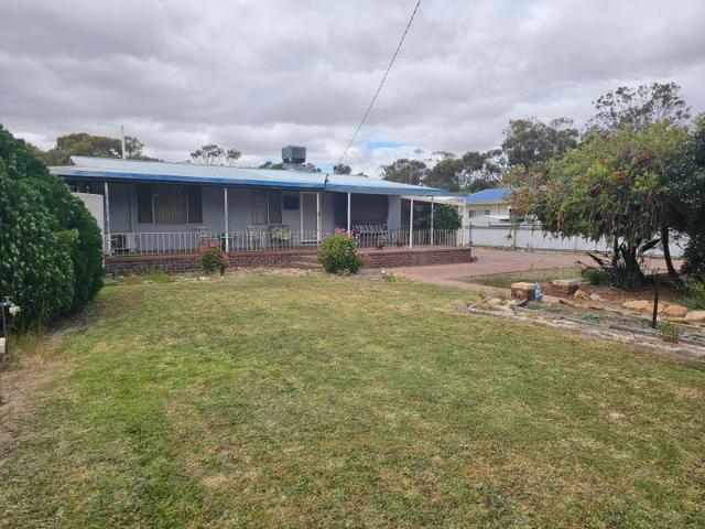 House for sale in Kellerberrin, Shire Of Kellerberrin