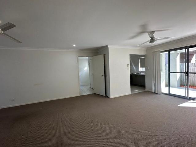 Townhouse for rent in Beaudesert, Queensland
