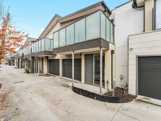 Apartment for sale in Camerons Creek, Victoria