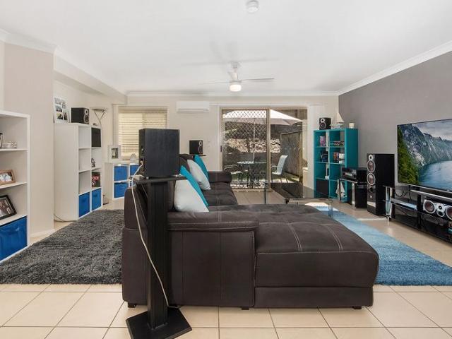 Townhouse for rent in Fernbrook, Queensland