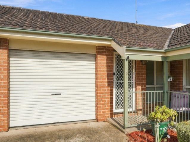 Villa for sale in Sydney, Campbelltown City Council