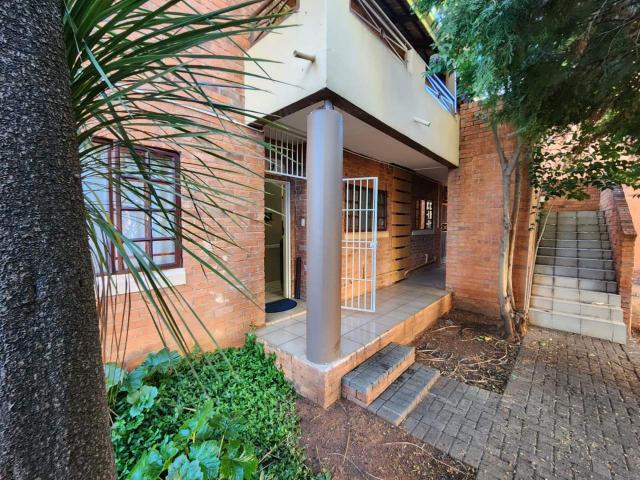Townhouse for sale in Bloemfontein, Free State
