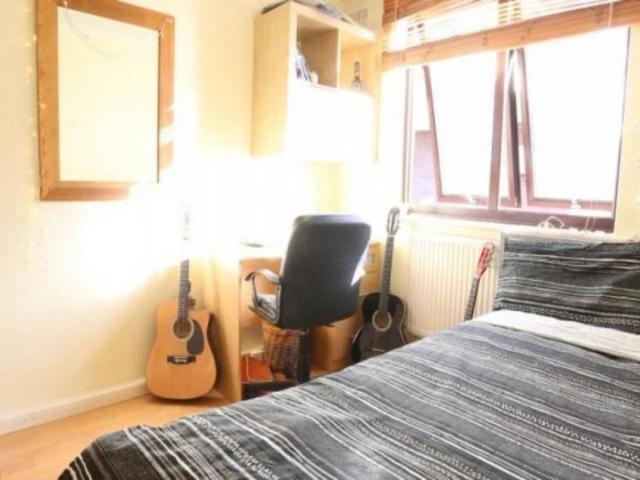 Room for rent in Old Ford, Bow
