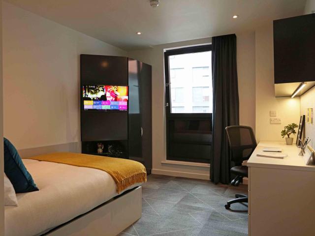 Room for rent in West Midlands