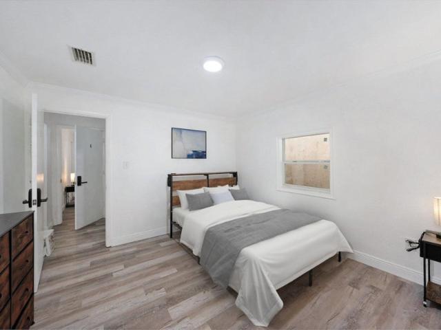 Room for rent in Saint Petersburg, Florida