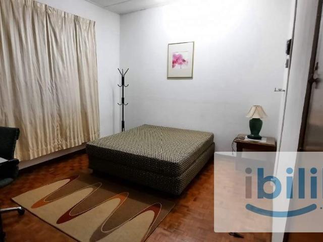 Room for rent in Petaling, Damansara Damai