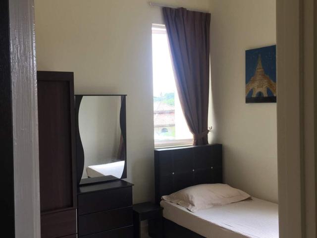 Room for rent in Malaka