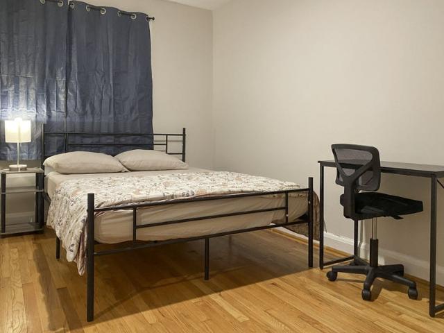 Room for rent in Brooklyn, Maryland