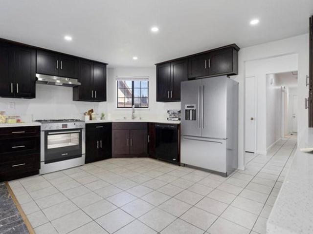 Room for rent in Palmdale, Los Angeles County