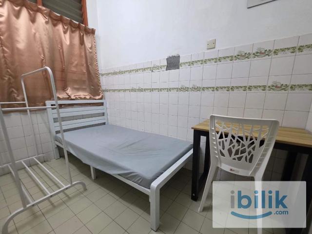 Room for rent in Petaling, Damansara Damai
