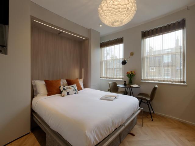 Apartment for rent in Brompton, Greater London