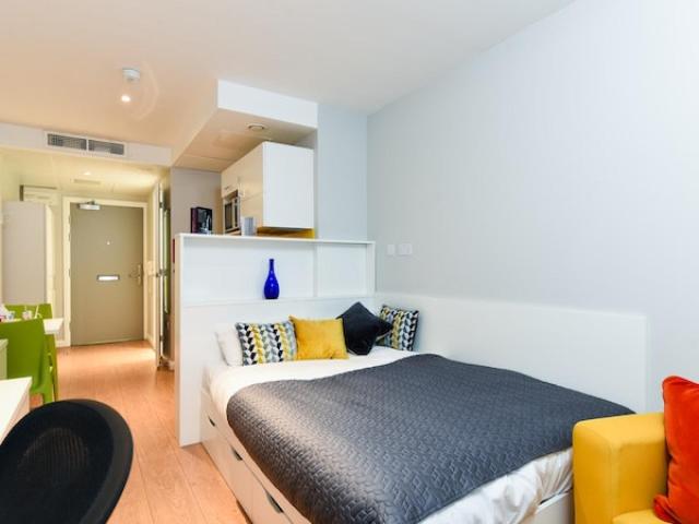 Apartment for rent in Calton, Scotland